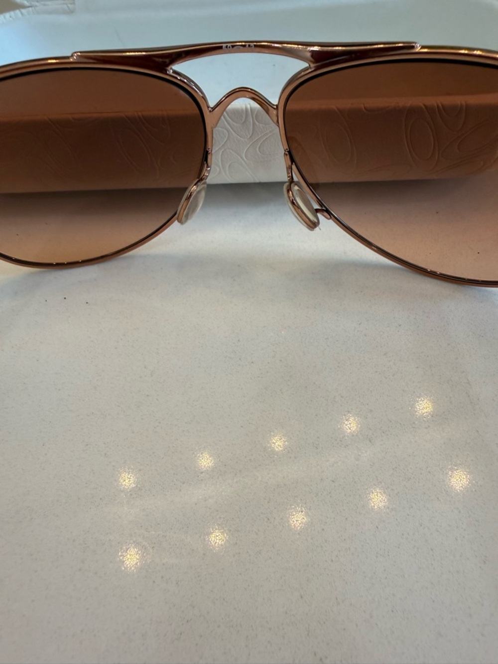 Oakley Feedback Aviator Tortoiseshell Sunglasses with Rose Gold trim NWOT - Picture 11 of 15